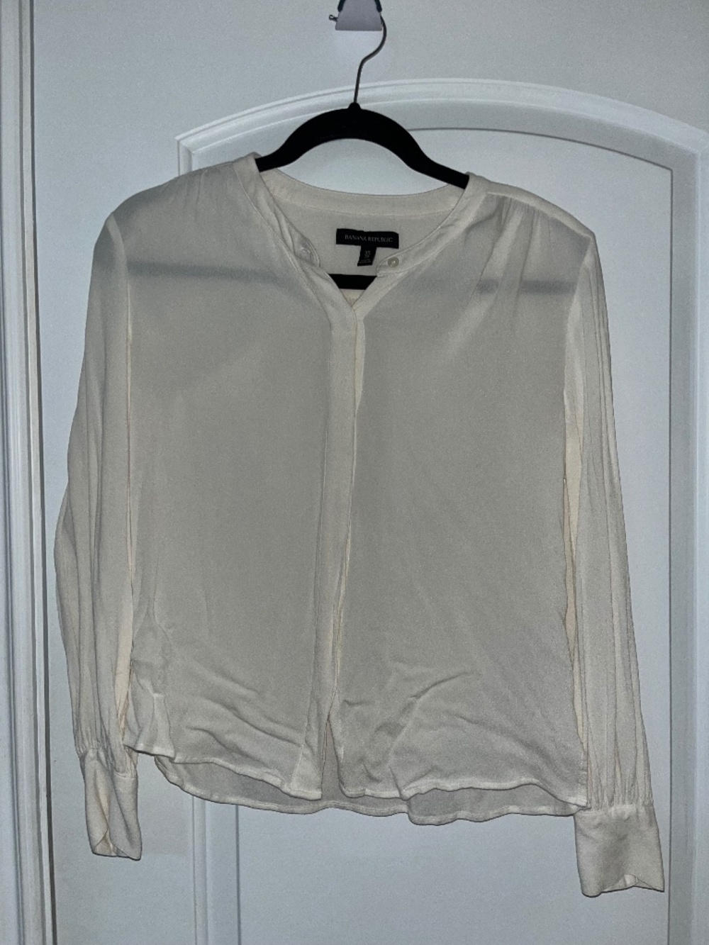 banana republic cream blouse size XS